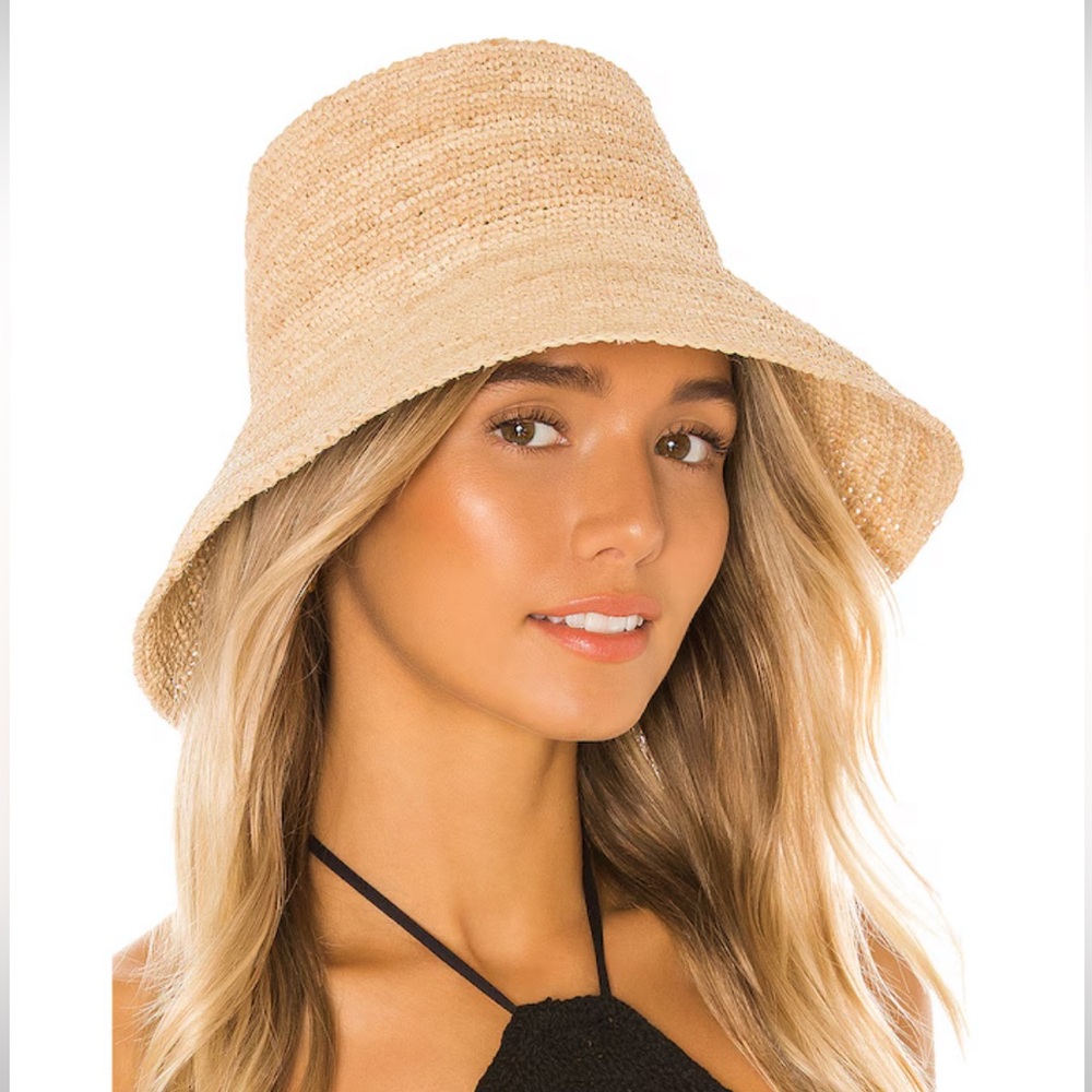 new Janessa Leone Felix packable straw raffia bucket sun hat in natural tan - Picture 4 of 9
